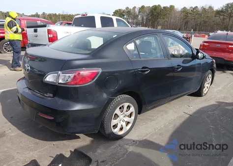 2013 Mazda Mazda3 I Sv из США, поврежденный, VIN JM1BL1TFXD1823251